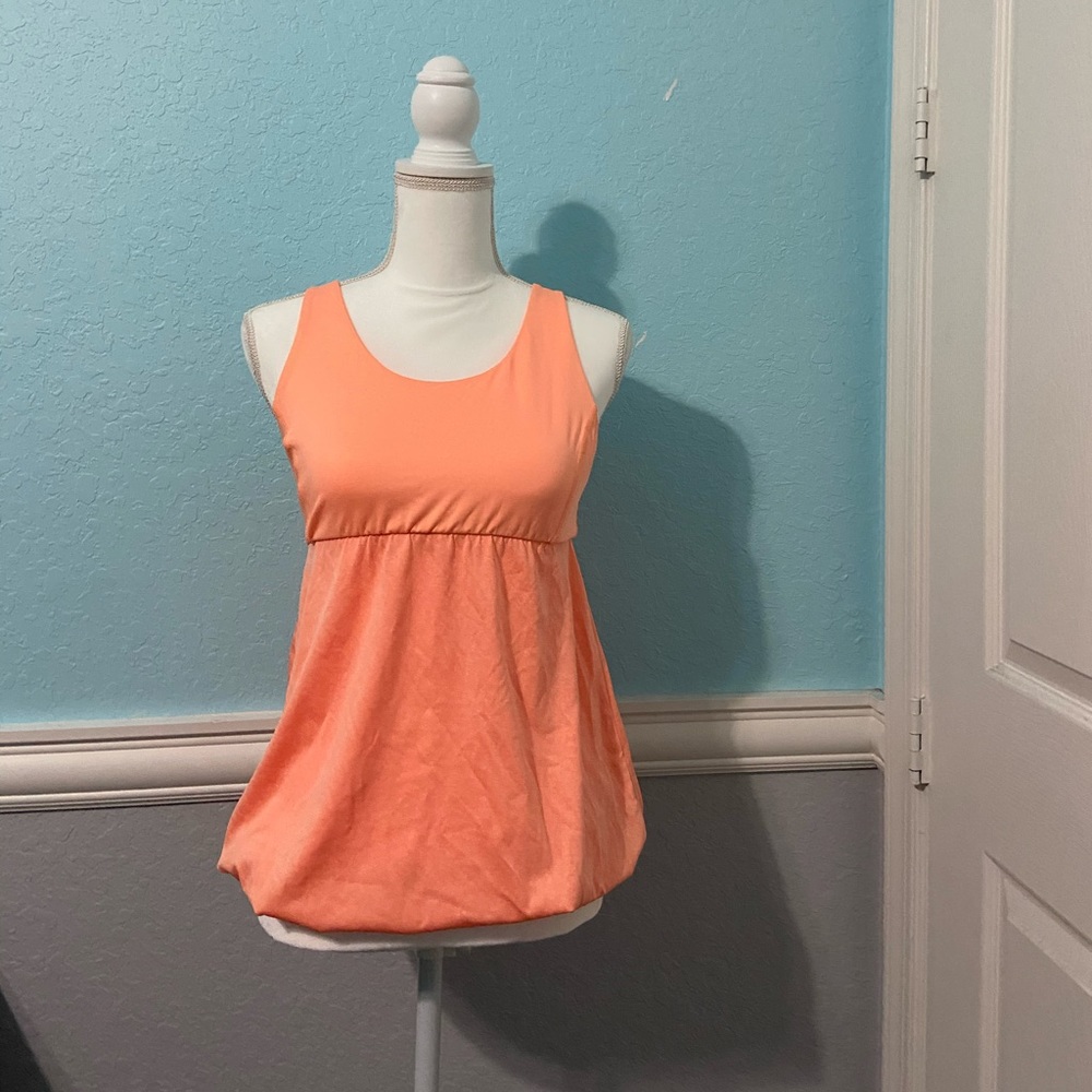 Athletic tank top